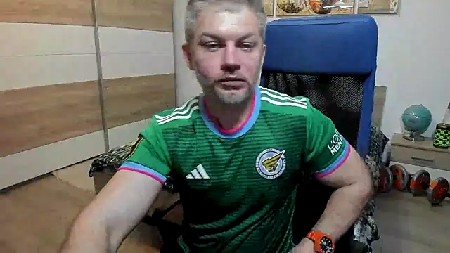 RobbyShawz's Webcam Show