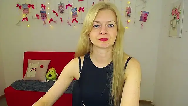 MelissaTyler live XXX chat