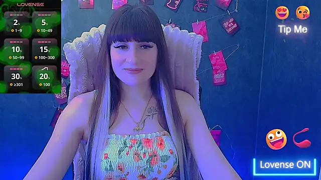 Chatroom XXX en direct de Violla_My
