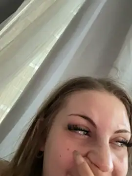 Chat +18 de elliepixie ao vivo