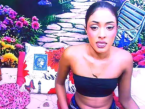 IndianPretty14u2Luv Live XXX Chat