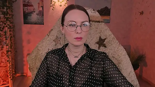 LanaRadiance webcam show