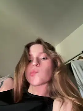 MollyRufous' Live XXX Chat
