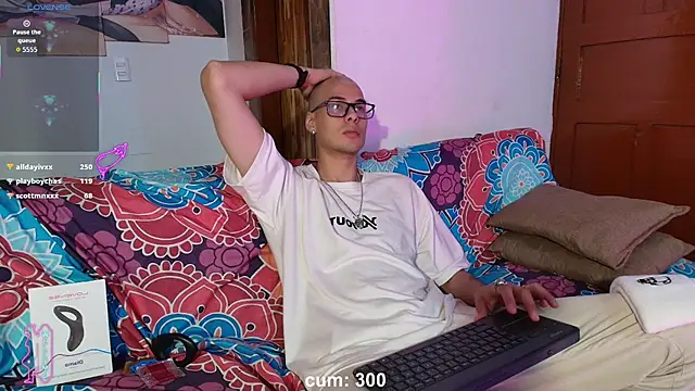 Chat +18 de Vlad__night ao vivo