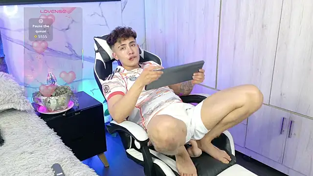 Chat XXX en directo de Saimonvela