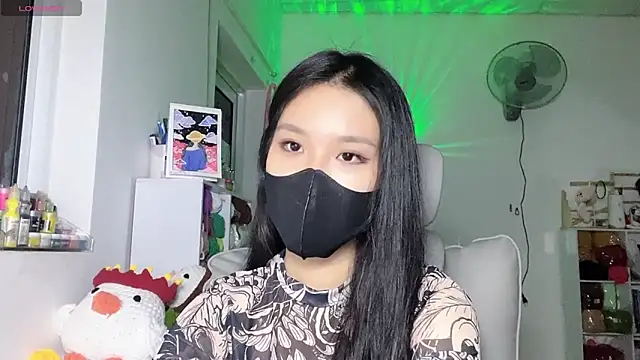Tieu-May Live XXX-Chat