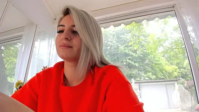 Онлайн чат XXX Ella_Vee