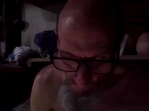 hornyraver52 Live XXX Chat