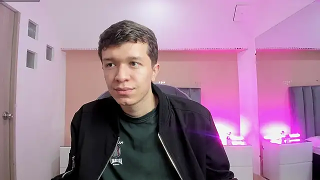ken_col Chat XXX live