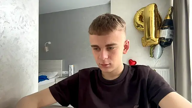 SoloFury Pertunjukan Webcam
