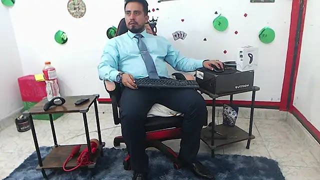 عرض كام KalethBigDick