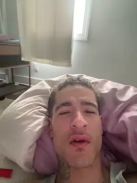 Bigdickpinnky webkamerás műsora