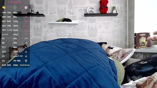 Chat XXX en directo de EladiaBuckel