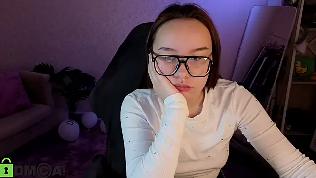 Chat +18 de Eva_Cutties ao vivo
