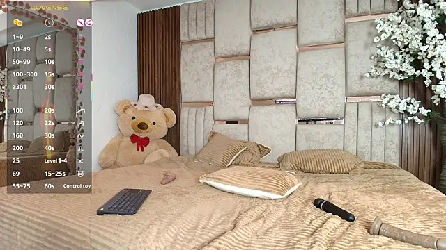 Zoe-_-din's Live XXX Chat