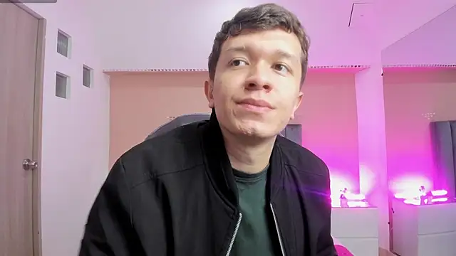 Chat XXX ao vivo de ken_col