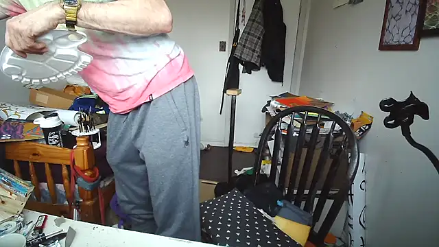 JohnnyMoves webcam show