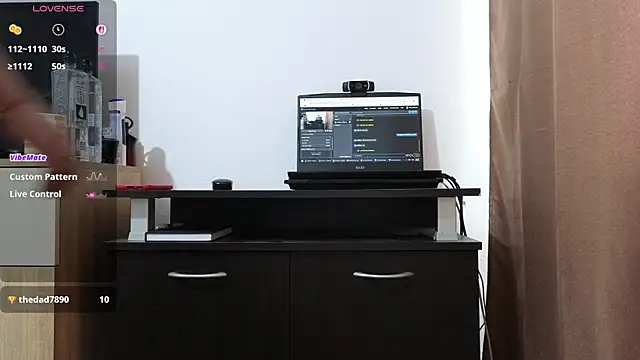 SpoilHerThick's Live XXX Chat