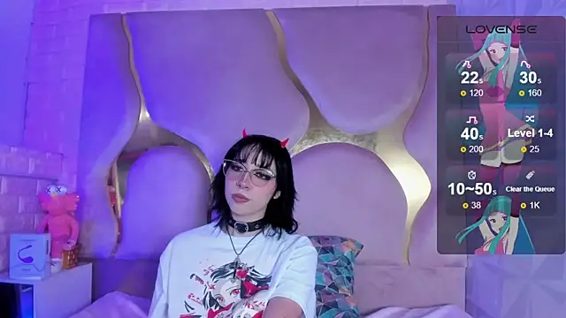 NaniiSisy's Live XXX Chat