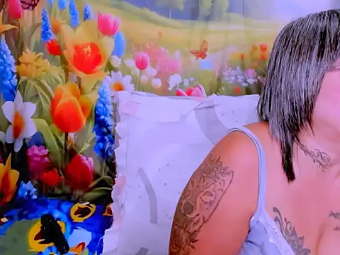 دردشة indianroxy الجنسية المباشرة