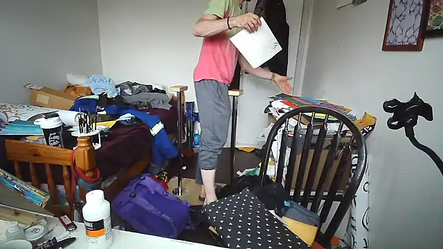 JohnnyMoves webkamerás műsora