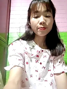 AmyLinee01 Show Webcam