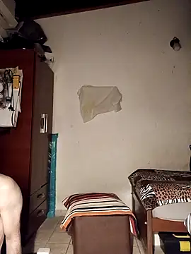 ellatinnoarg's Webcam Show