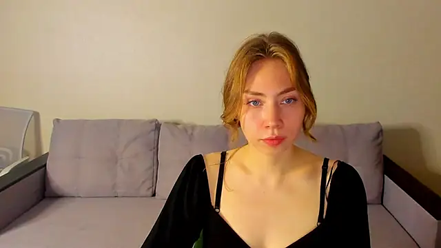 Leslie_Whait live XXX chat