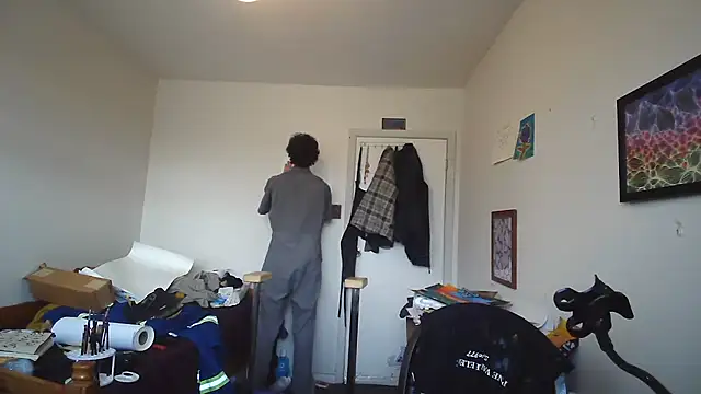 JohnnyMoves Show in webcam