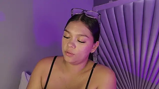 HatsaJones' Live XXX Chat