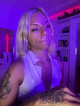 andyy_x Adlı Modelin Canlı XXX Sohbeti