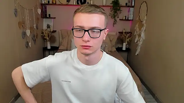 Chat XXX ao vivo de Emmit_Barker