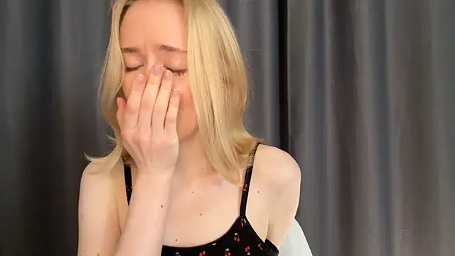 Chat +18 de NotYourKitty ao vivo
