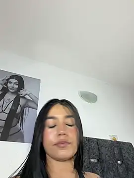 แชท XXX สดของ Natasharuso