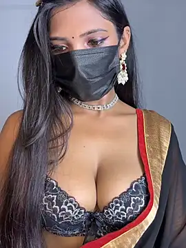 Lovely_Babiee Adlı Modelin Canlı XXX Sohbeti