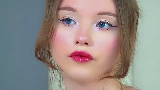 KeiraAstiのライブXXXチャット