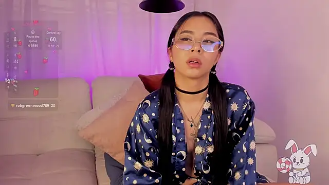 Chat +18 de Lillypinky1 ao vivo