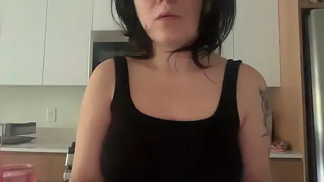ggstrawberries' Webcam Show
