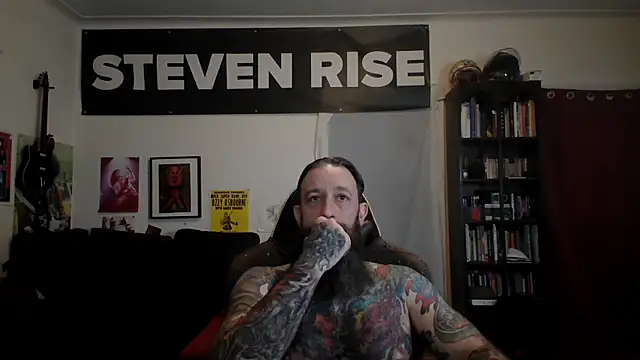 Pertunjukan Kamera Web StevenRiseNYC