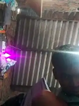 sexy_boy_33_sex Adlı Modelin Web Kamerası Şovu