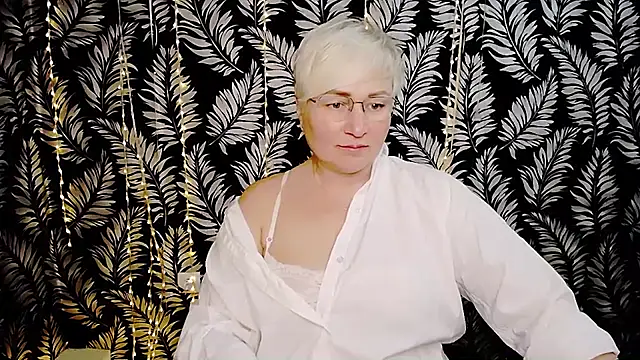 Chat +18 de Olivia_playful ao vivo