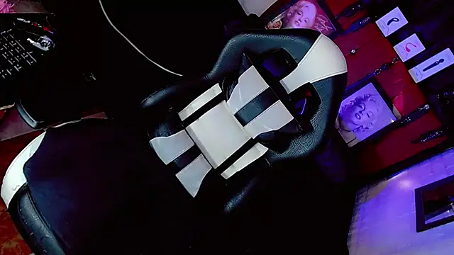 Yareth_Rouss_'s Live XXX Chat
