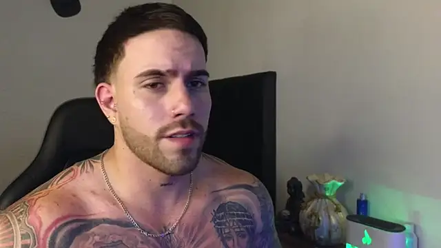 Ades_Lowe Show Webcam