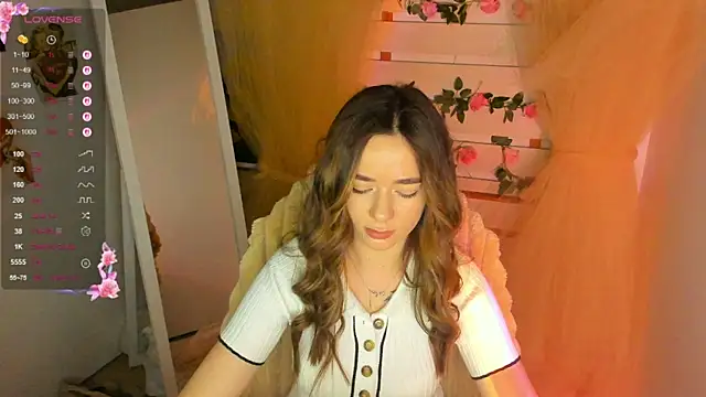 Bella_XO élő XXX-chatje