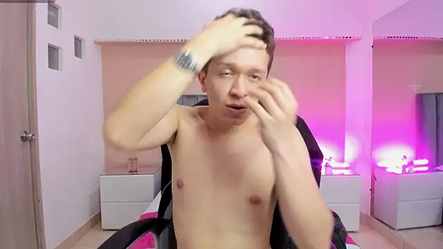 ken_col Webcamshow