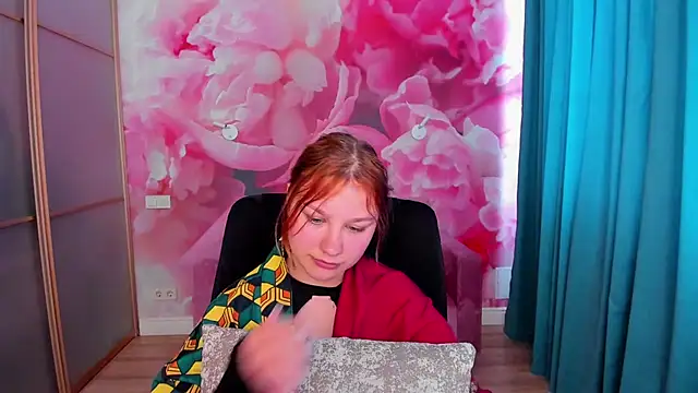 AngelinaLow's Live XXX Chat