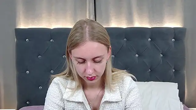 RachaelCute's Live XXX Chat