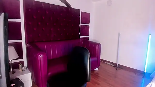 RossMildrey Live XXX-Chat