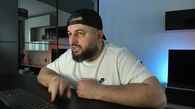 DravenPeak – Naživo XXX chat