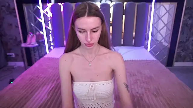 Chat XXX en directo de Snow_WhiteeeX